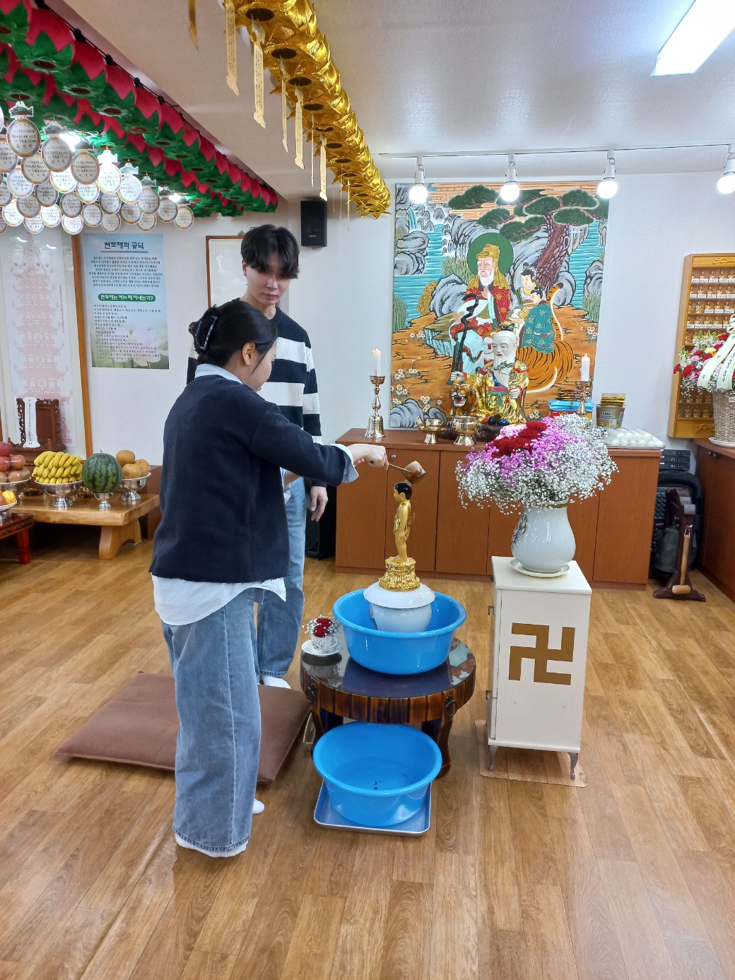 /user/d/doseonam/editor/2505/76823cab0549d57836a455dd5b9f3055_1746680565_1559.jpg 이미지크게보기