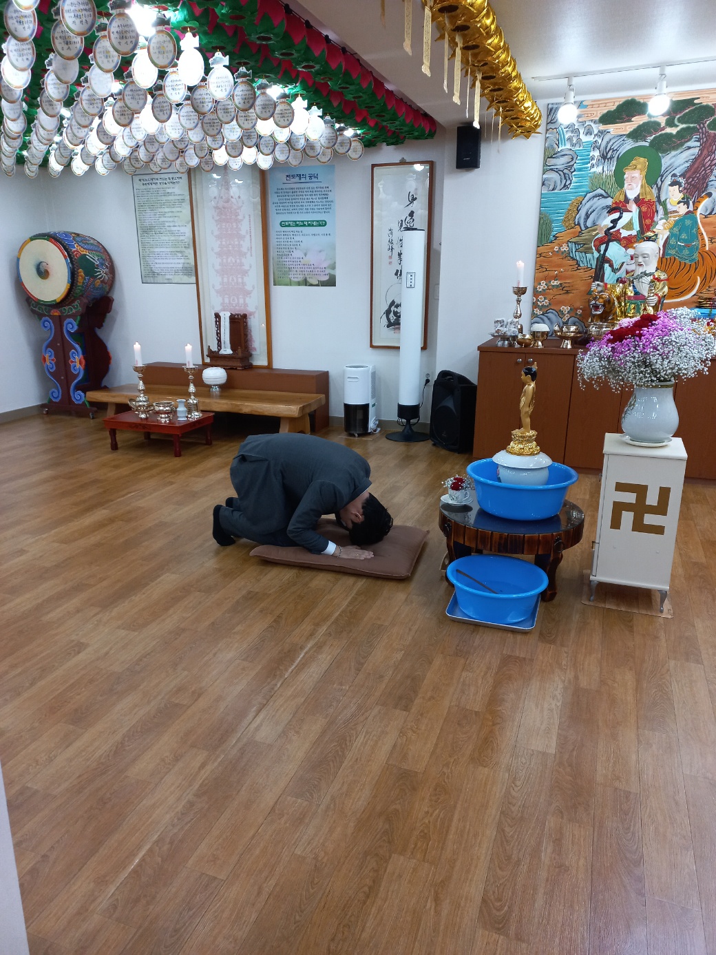 /user/d/doseonam/editor/2505/76823cab0549d57836a455dd5b9f3055_1746680580_5237.jpg 이미지크게보기