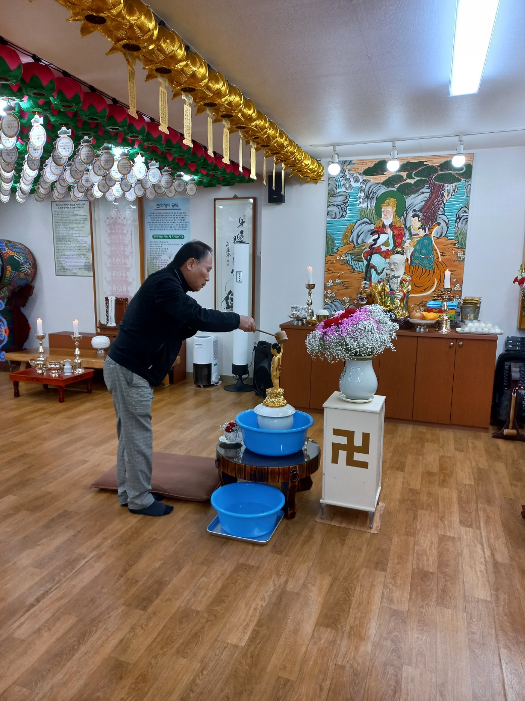 /user/d/doseonam/editor/2505/76823cab0549d57836a455dd5b9f3055_1746680580_8852.jpg 이미지크게보기